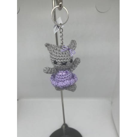 chaton gris et mauve