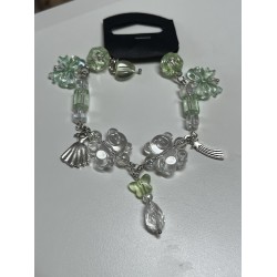 Bracelet vert tendre