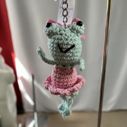 Grenouille vert et rose